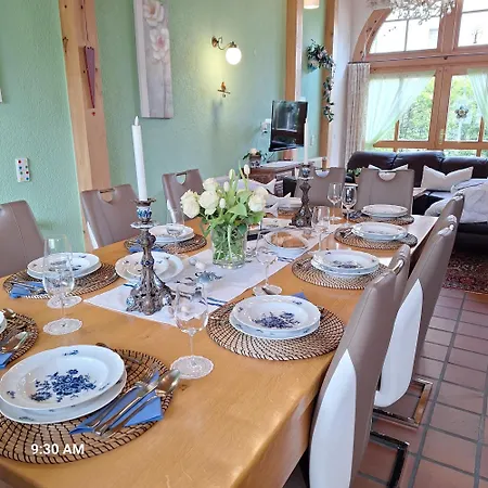 Haushaelfte Ca 290 Qm Luxus Zur Alleinnutzung Lejlighed *